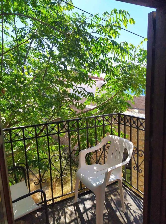 Rosalia Apartments Chalki Town Exterior foto