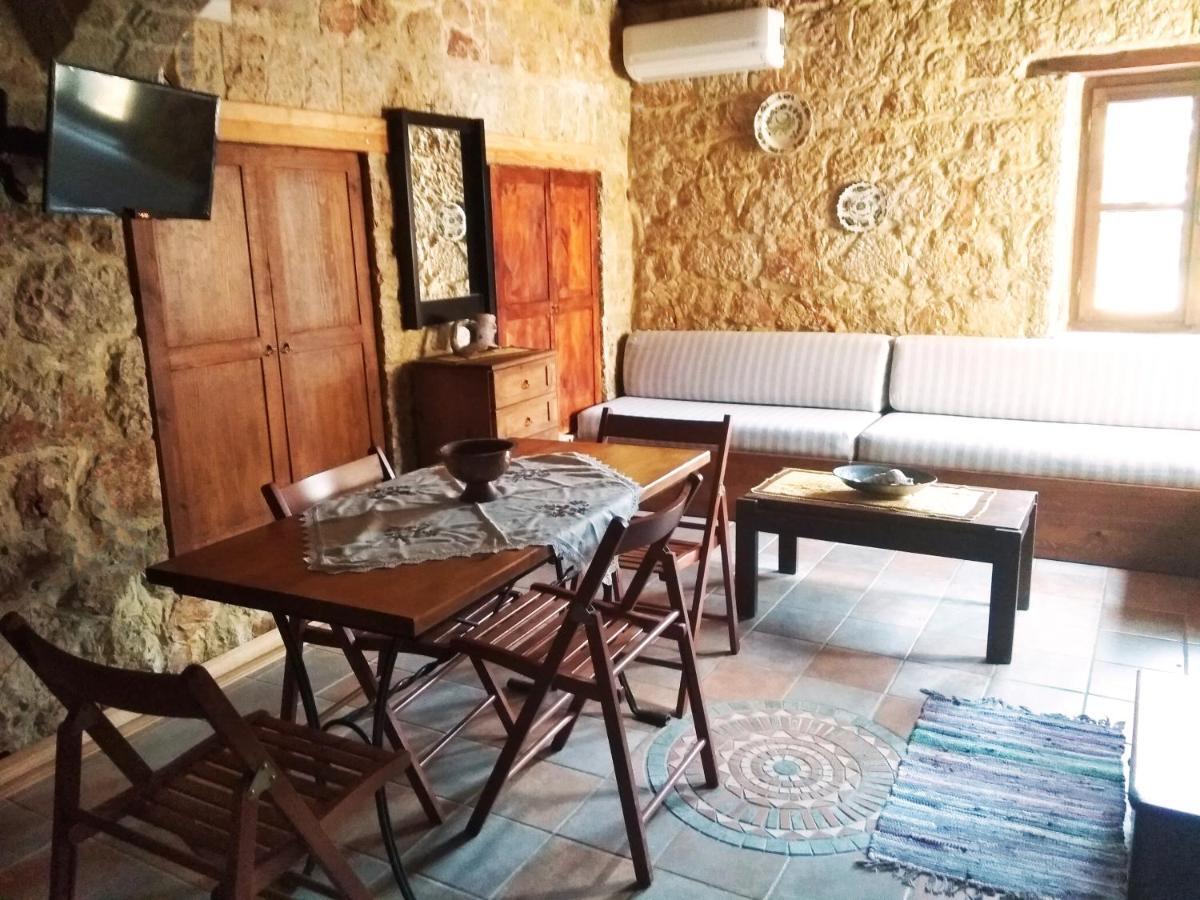 Rosalia Apartments Chalki Town Exterior foto
